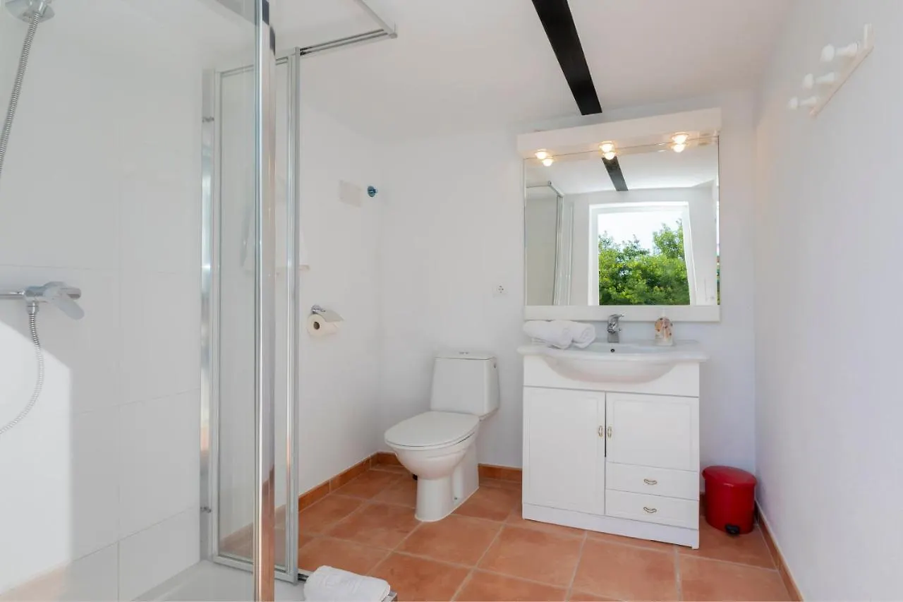 Charming Villa With Pool, Can Toni Mateu. Sant Carles de Peralta