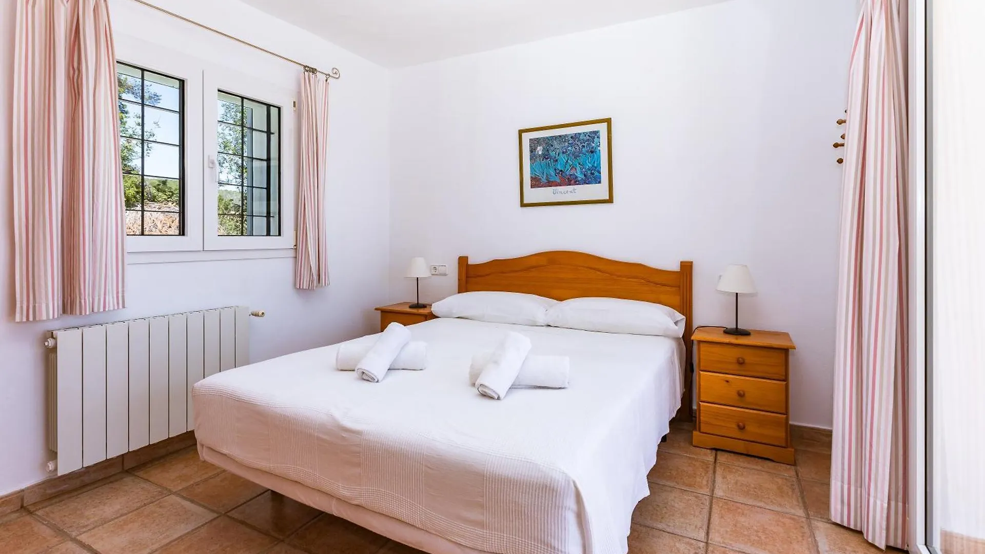 Charming Villa With Pool, Can Toni Mateu. Sant Carles de Peralta